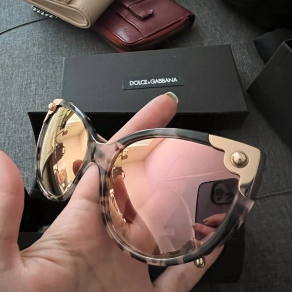 Dolce & Gabbana Sunglasses - Picture 5 of 6